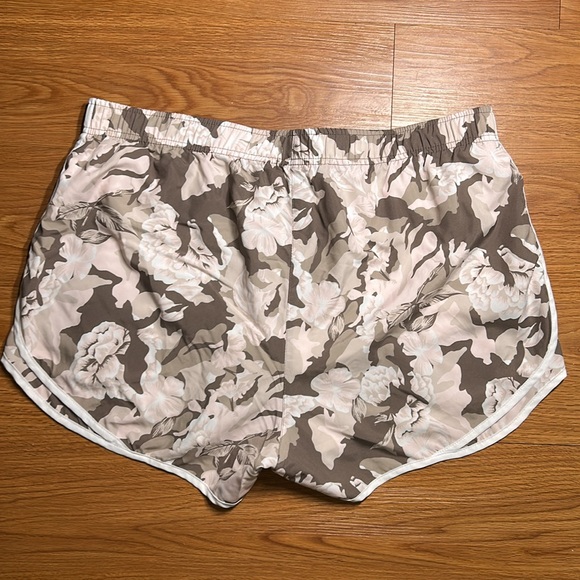 Calvin Klein Brown and Cream Athletic Shorts - Picture 4 of 4